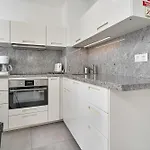 Albaida 3j شقة نيرخا